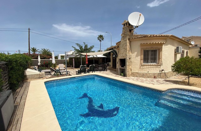 Villa Caronico, hermosa casa de vacaciones, piscina privada, calefacción central.