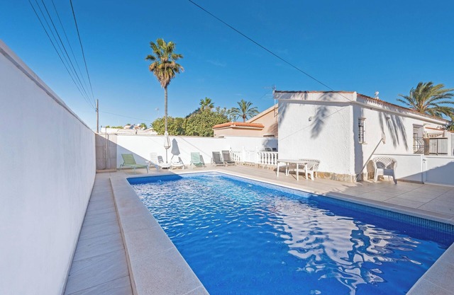 Villa "Casa Abuelita" con piscina privada, jardín, terraza, aire acondicionado y Wi-Fi