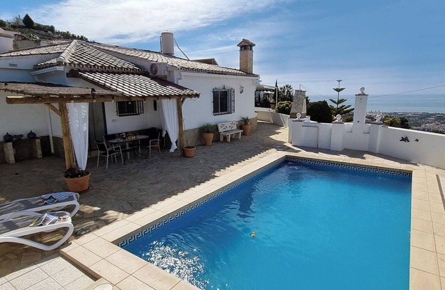 Villa "Casa La Paz" con vistas al mar, piscina y Wi-Fi