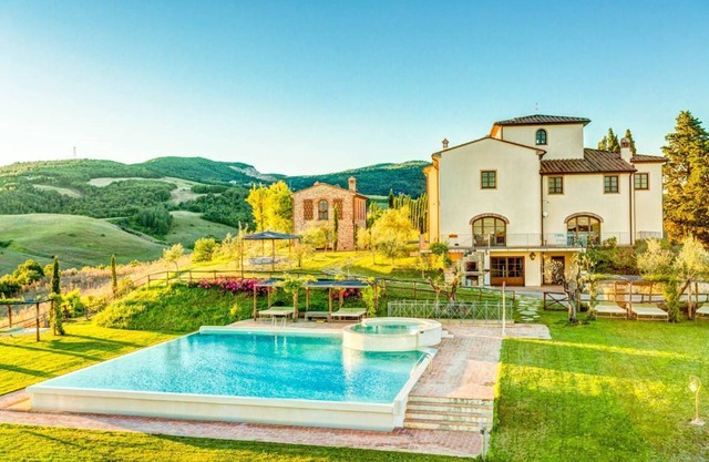 Villa Dei Cedri - Seis Habitaciones Villa, Capacidad 12