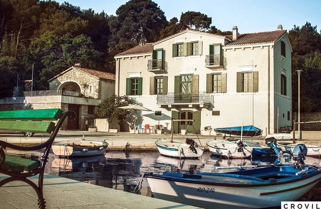 Villa del Mar on Solta – Crovillas GmbH