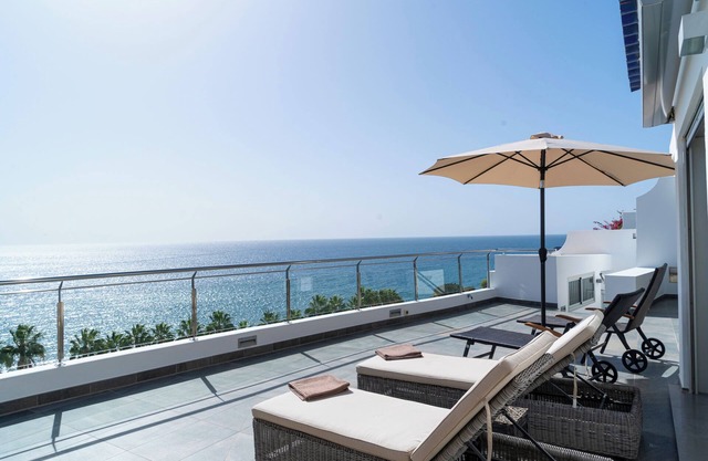Villa Deluxe en Pasito Blanco con fantásticas vistas panorámicas al mar