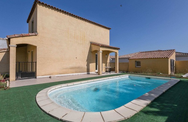 Villa en Pinet cerca de Playas y Viñedos