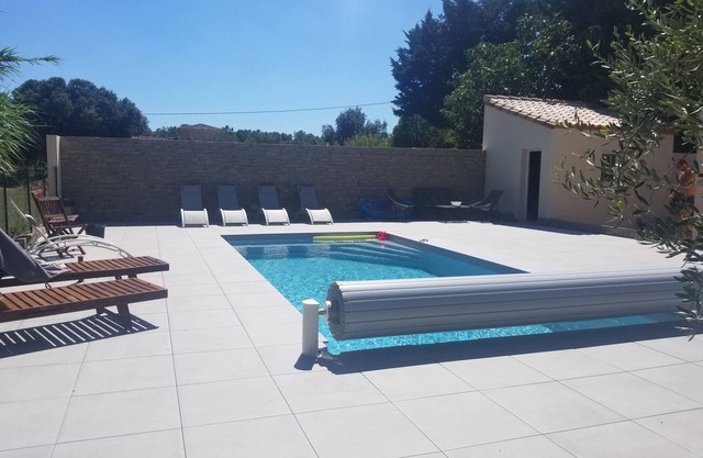 Villa with heated swimming pool 5 minutes from Uzès - Ideal for your family holidays