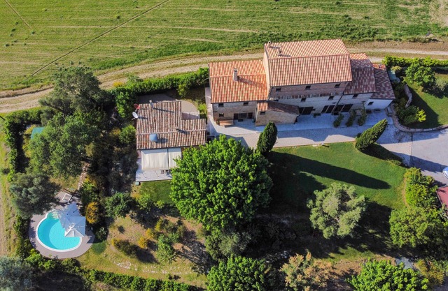 'Villa Gelso' con piscina privada, Wi-Fi y aire acondicionado