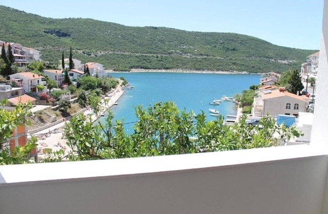 Villa Hortus / 7 Apartment with Sea view