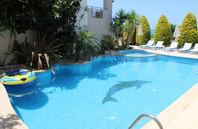 Villa I con vista al mar y alta calidad, a 2 minutos de Sandy Beach y comodidades.