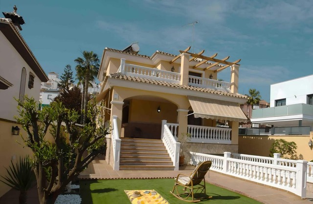 'Villa Ilusión Home' con terraza privada, Wi-Fi y aire acondicionado