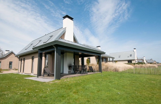 Villa en Bergen op Zoom con vistas al agua
