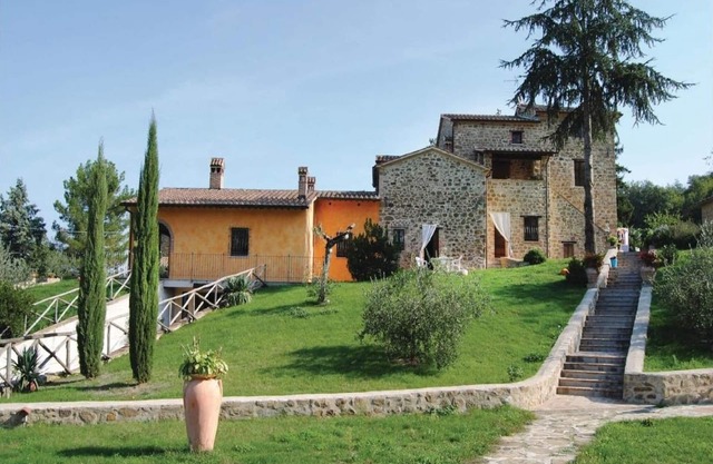 Villa en Montalbano con Vistas