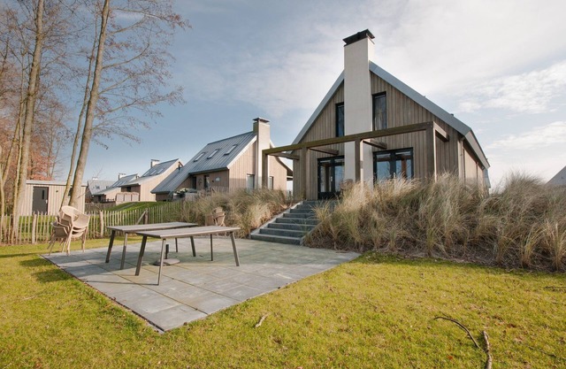 Moderno lodge con microondas combi