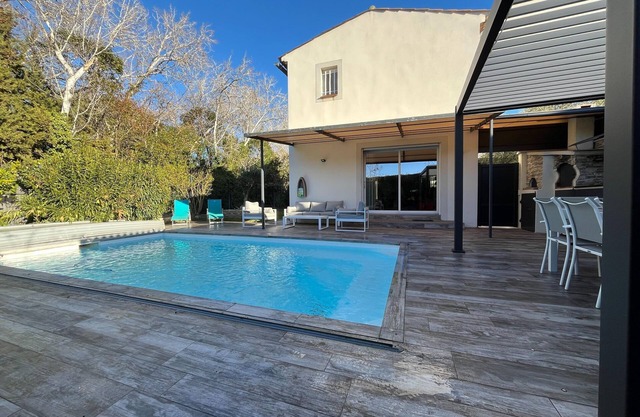 Hermosa casa de vacaciones con piscina privada