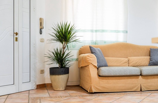 Villa 'Ivonne's' con terraza privada, Wi-Fi y aire acondicionado