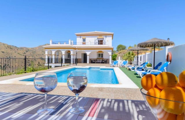 Villa Jazmin Vinuela by Ruralidays