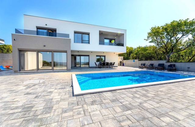Villa Juniperus with Panoramic Sea view