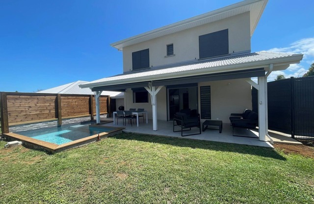 Villa KANISI 2 (3 bedrooms /6 pers) in the center of the island, rated 4 stars