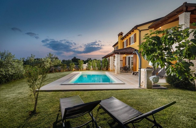 Villa Katharina con piscina y sauna