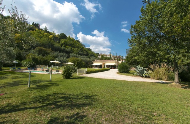 Villa de lujo de 5 dormitorios con piscina junto al mar