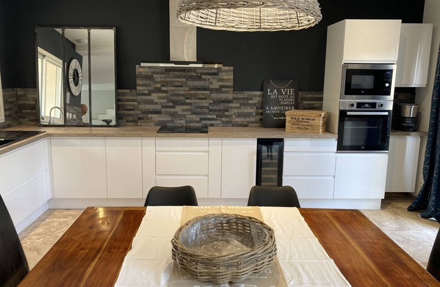 Luxury villa Les Romarins