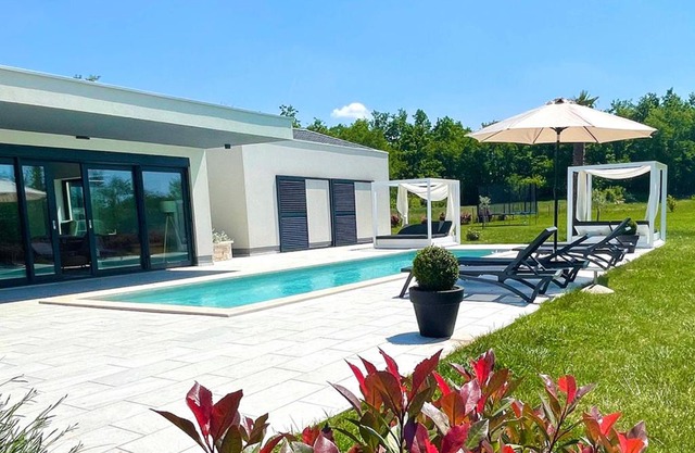 Villa mala Oaza