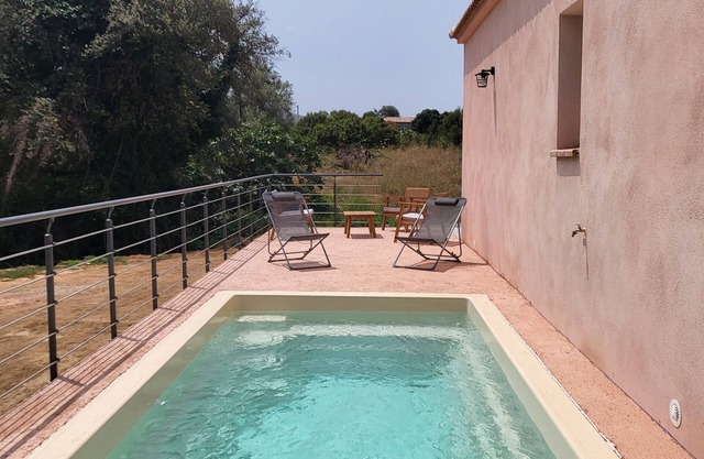 Villa Neuve Avec Piscine Capparone 1