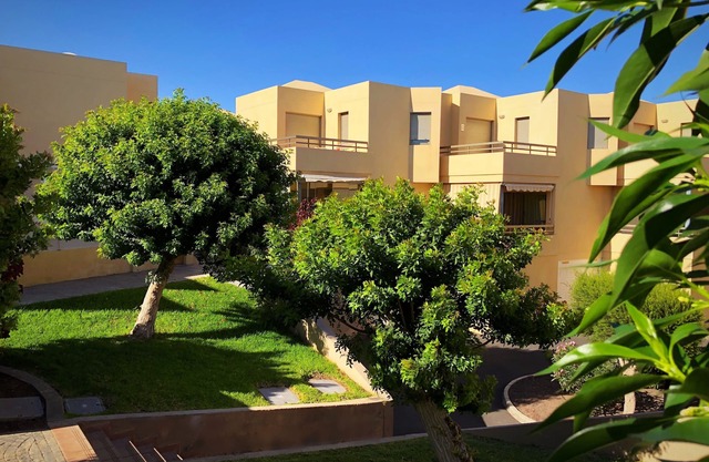 VILLA OCEAN BEACH free parking