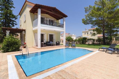Villa Olympios Springs by Villa Plus