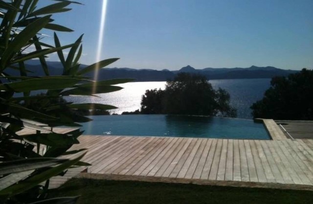 Villa de 8000m2 impresionantes vistas del Golfo de St Florent piscina de borde infinito