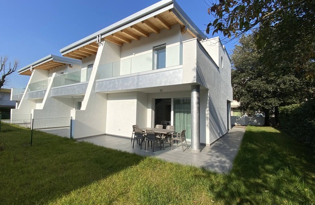 VILLA ONDA D/L - Villa para 9 personas en Bibione