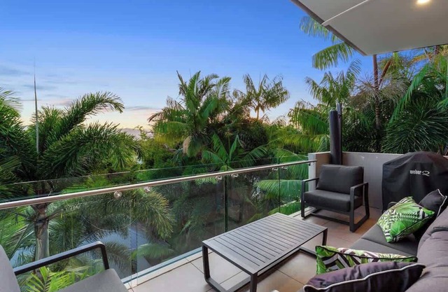 Centrally located Villa close to the main street and Four Mile Beach