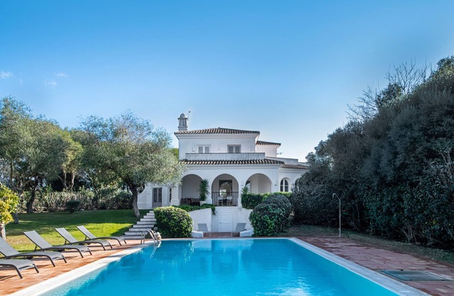 Villa 'Par' con piscina privada, Wi-Fi y aire acondicionado