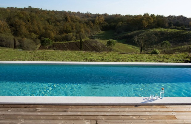 Villa Peru Rovinj con piscina y amplio jardín
