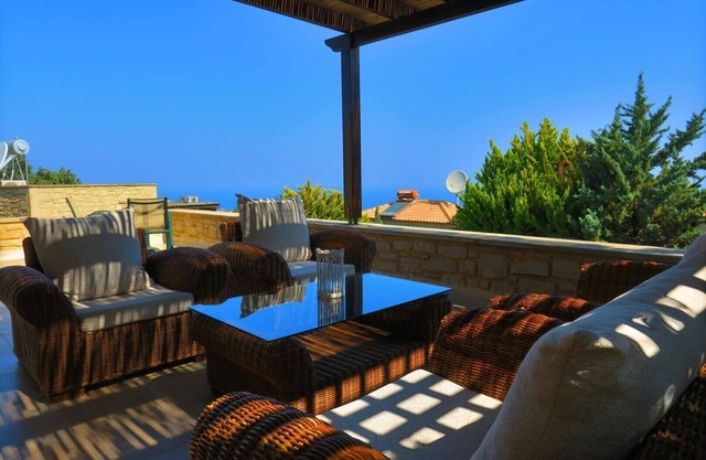 Villa Preveli, acogedora villa de vacaciones con piscina, cerca del pueblo y cerca de la playa