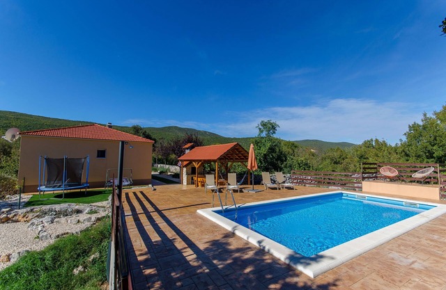 Villa Strikina kuća (V8981-K1) - Slivno (Imotski)