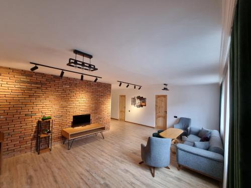 Villa Sunshine ,apartment with 4 bedrooms ,whole apartment, апартаменты целиком