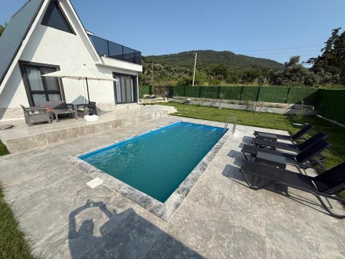 Villa Triya