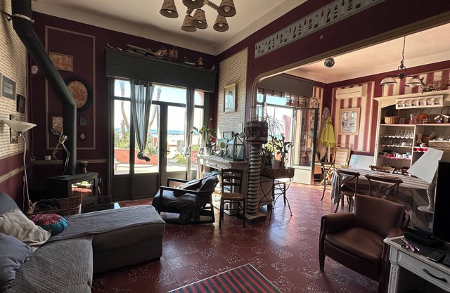 Villa Type 4 in 1st Line sea ! Terrace on the Beach!