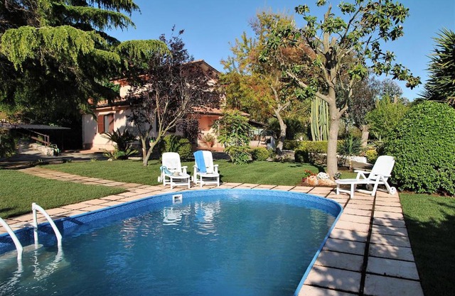 Villa Vallereale beautiful garden and private pool 9 km from Sperlonga