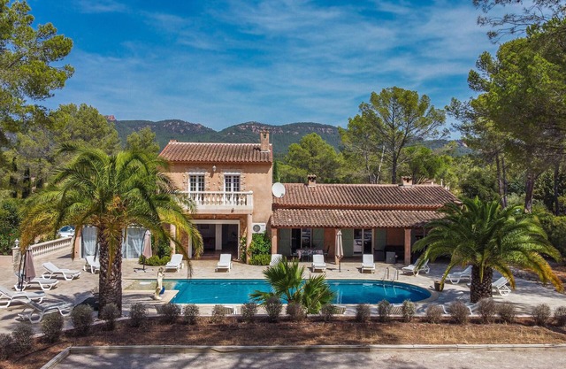 Villa "Venica" entre Cannes y St Tropez con piscina