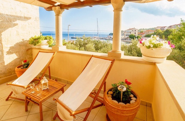 Villa Vicko, (12876), Sumartin, isla de Brac, Croacia