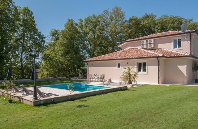 Villa White Rock en Kringa - Ubicado en el centro de Istria