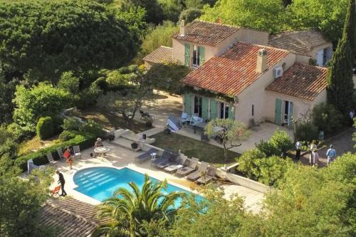 Villa with 5 Bedrooms and Private Pool