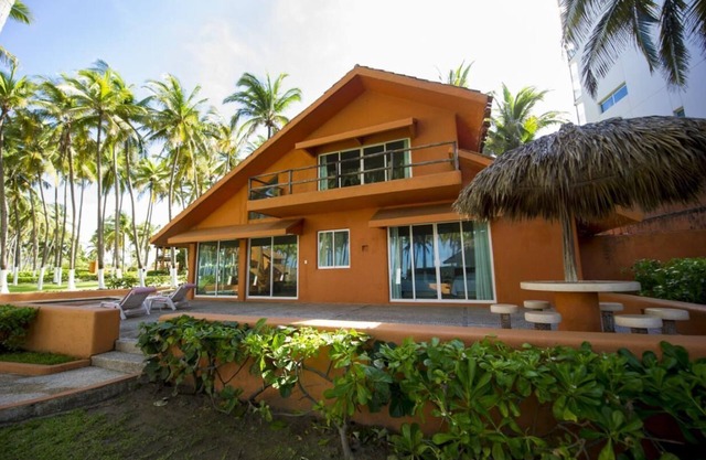 Villa with private pool and terrace
