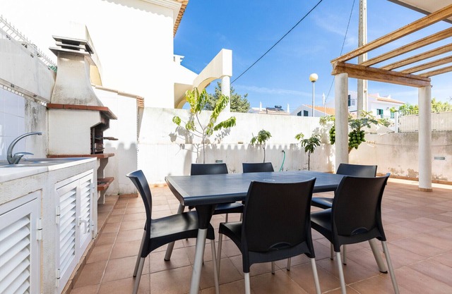 Vivienda con estacionamiento en el centro de la villa by AlgarveManta (10V3)