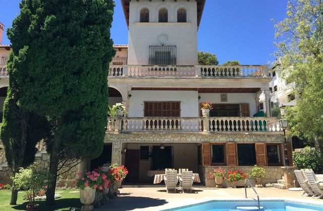 Villa con piscina y jardín en el centro de Palma