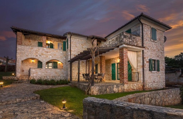 Villas Orbani by Istarski Dvori