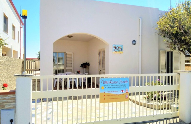 Villetta Rosso Corallo, casa de playa con jardín de 200 metros cuadrados
