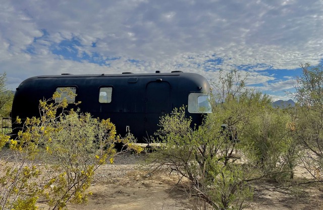 Vintage Airstream with Heavenly Views in Big Bend