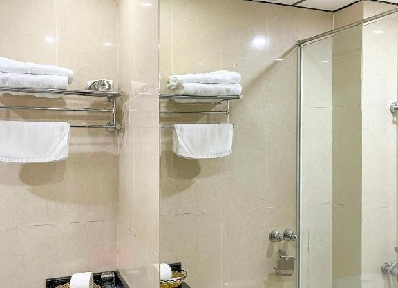 VNFI HOTEL
