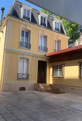 Votre Maison Lointaine